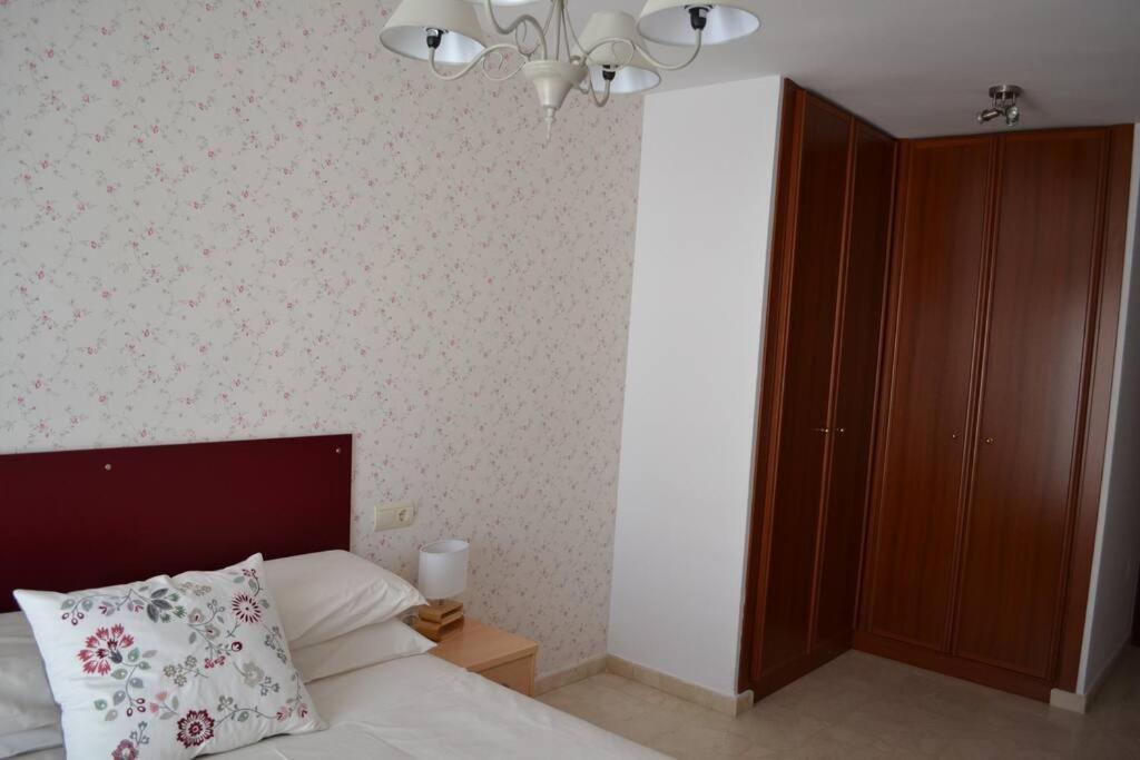 Precioso Apartamento En Primera Linea De Playa En Caleta De Velez Exterior foto