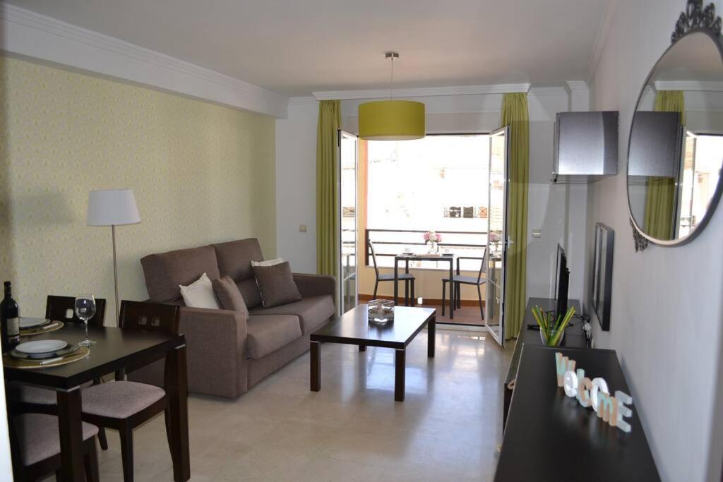 Precioso Apartamento En Primera Linea De Playa En Caleta De Velez Exterior foto